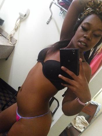 , 22  female escort, Arlington