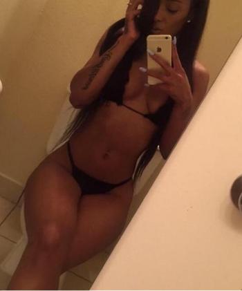 , 22 African American female escort, Arlington