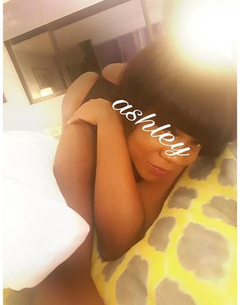 , 23  female escort, Arlington