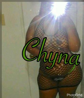 , 27  female escort, Arlington