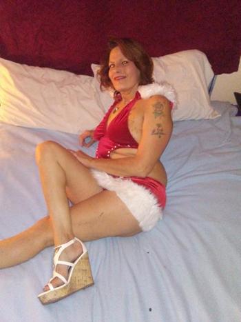 , 45  female escort, Arlington